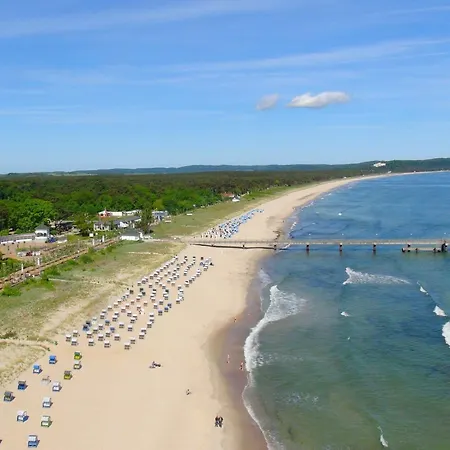Bergfrieden Nr 7 Mit Schwimmbad Und Saunanutzung Im Ahoi-erlebnisbad Sellin *