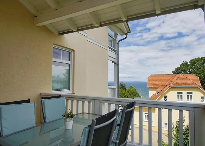 Bergfrieden Nr 7 Mit Schwimmbad Und Saunanutzung Im Ahoi-erlebnisbad Sellin